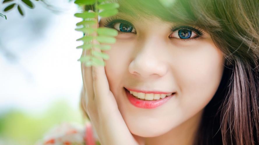 一抹青色入夏来 “青·韵”特展亮相成都金沙